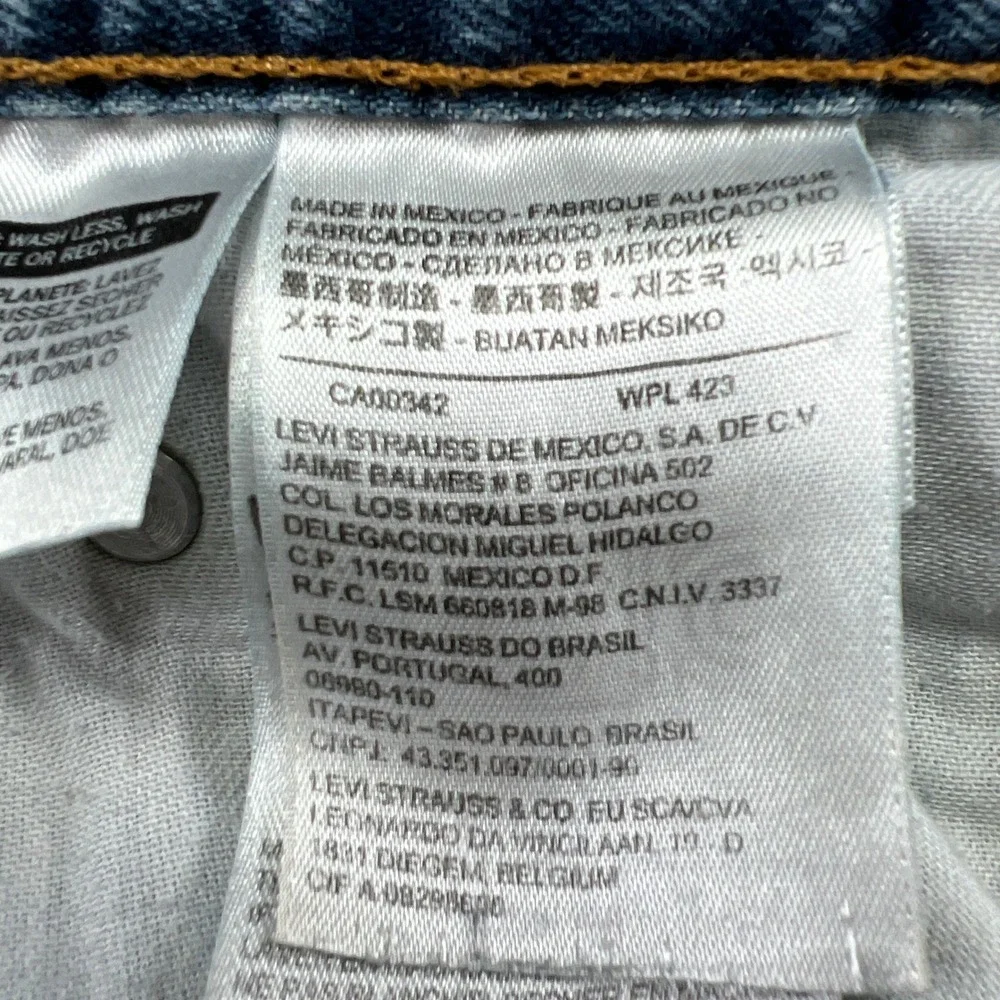 Levis Relaxed Straight Jeans Mens 34x30 Blue Denim Cotton Mid Rise Medium Wash